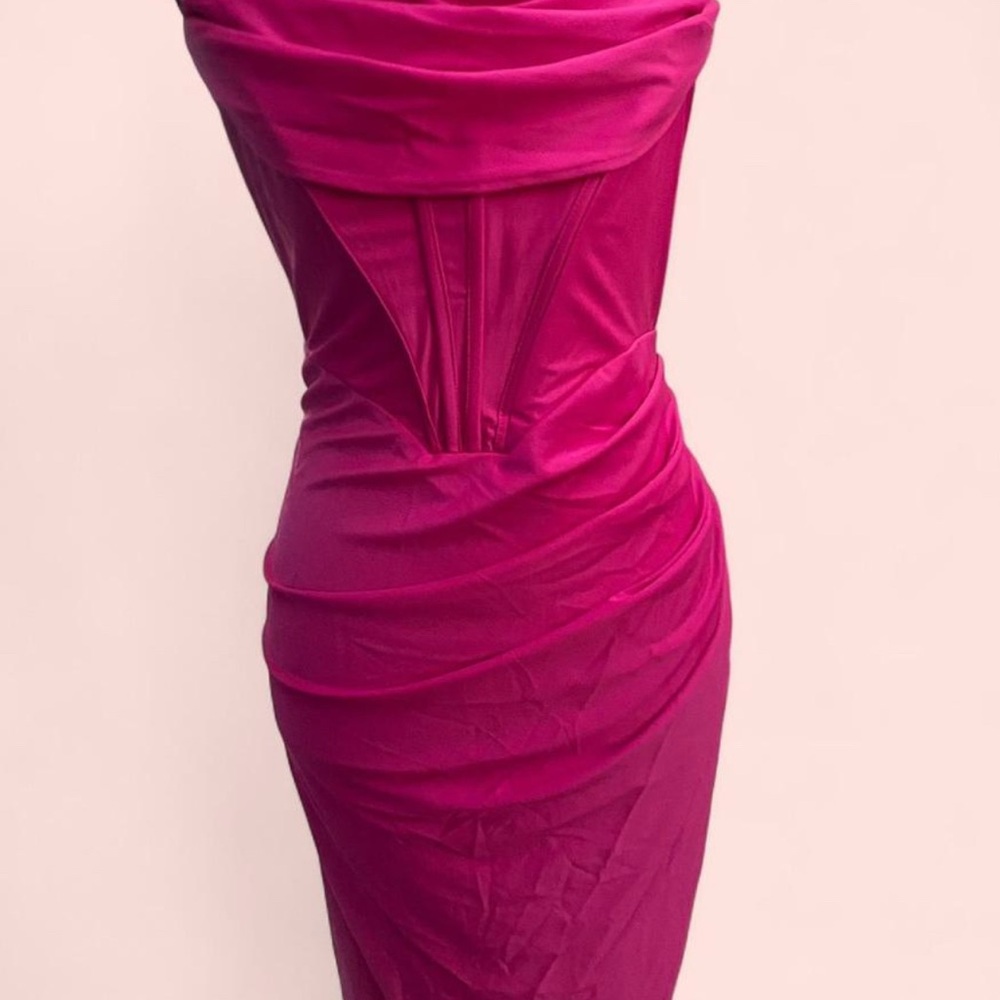 Elegant Pink Women's Dress